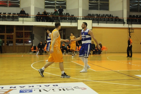 Photo-gallery from the game KB Bashkimi - SK Tirana