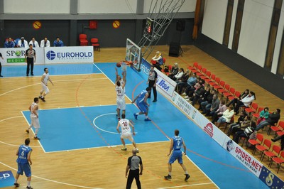 Domestic leagues: Kozuv out in the semifinals