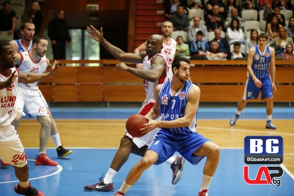 Two new players for Rilski Sportist