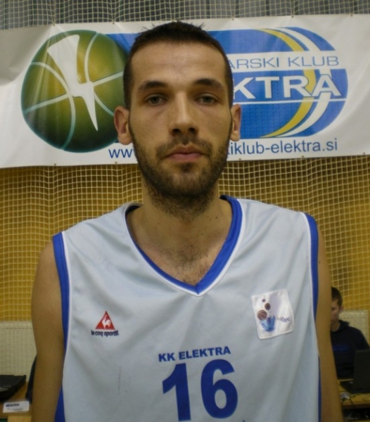 Three new players for Mornar