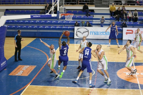 Photo-gallery from the game KK Mornar - BC Beroe