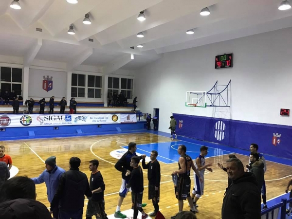 Domestic leagues: Tirana to play Vllaznia in the final