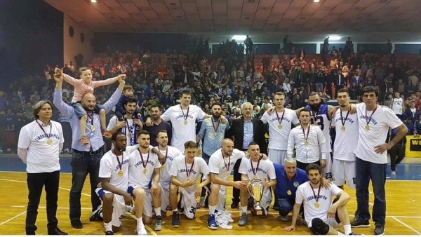 Domestic leagues: Tirana celebrates title in Albania 